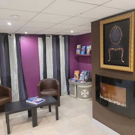 Hotel Le Cosy Blois Villebarou Exterior foto