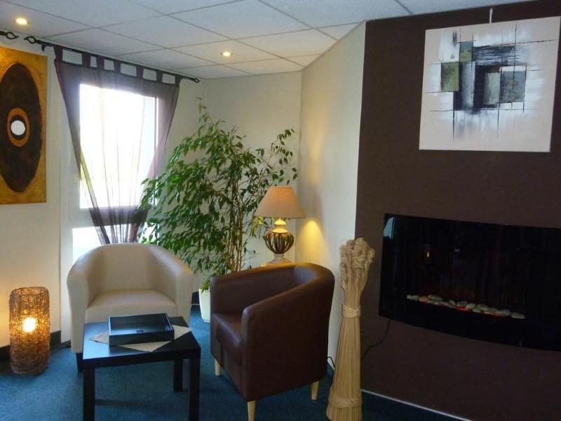 Hotel Le Cosy Blois Villebarou Exterior foto
